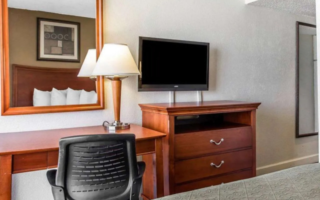 Quality Inn & Suites