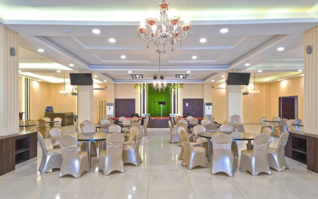 RedDoorz Premium near Kawasan Industri Cikarang