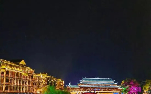 Beautiful View Liangchen Homestay