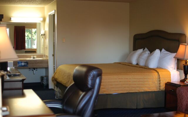 Smokey Point Motor Inn