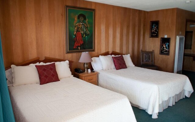 Raton Pass Motor Inn