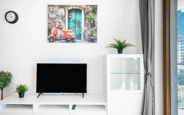 Apartament Jaktorowska Warsaw by Renters