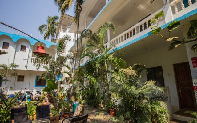 OYO 13211 Home Spacious Studio Morjim Beach