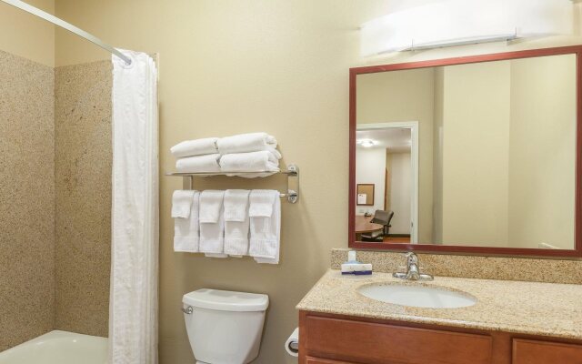 Candlewood Suites Lake Jackson Clute, an IHG Hotel