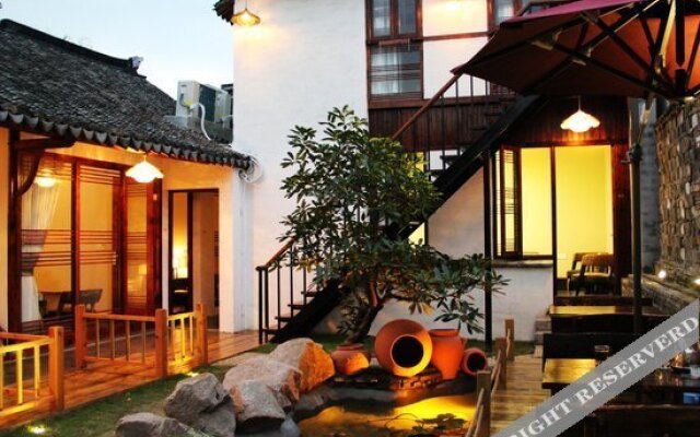 Zhouzhuang Ou Yu Jiangnan Hostel