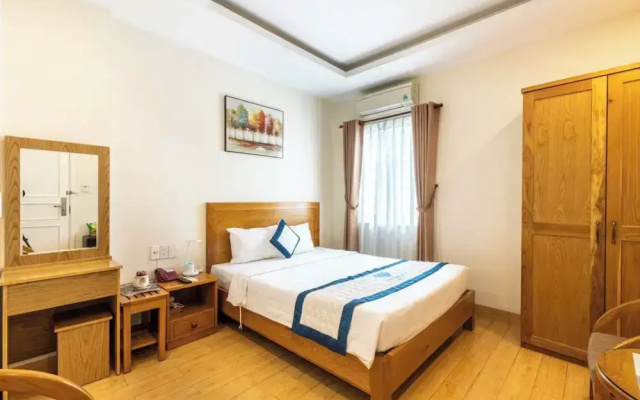 Blue Diamond Airport Hotel