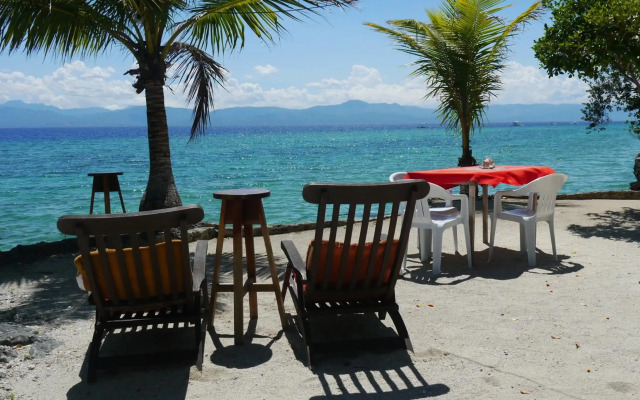 Moalboal T Breeze Coastal Resort