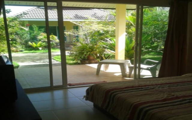 Banburee House