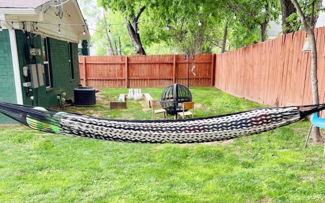 Austin Uncommon Room Rentals