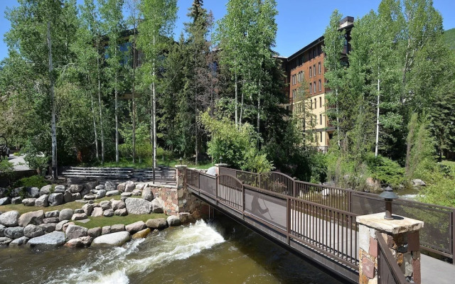 Village Center Condo 1F