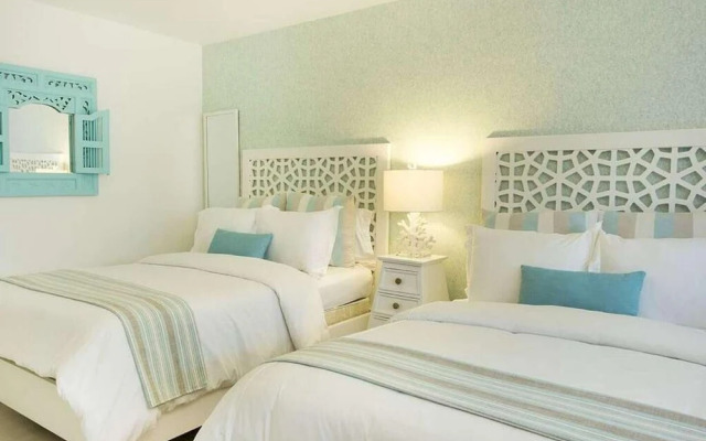 Sunny Vacation Villa 64