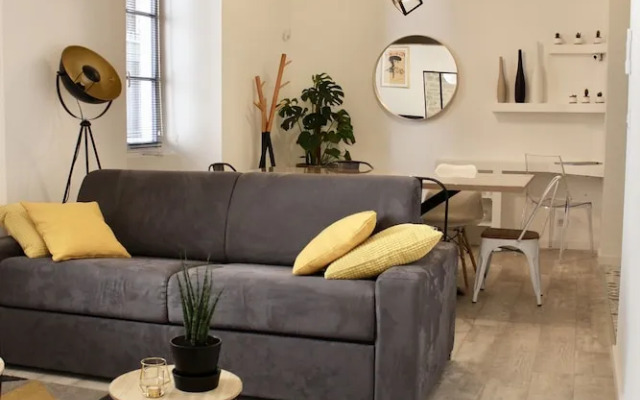 Feel@Home Nemausus « Le 4 »