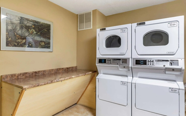 Comfort Inn Foxboro – Mansfield