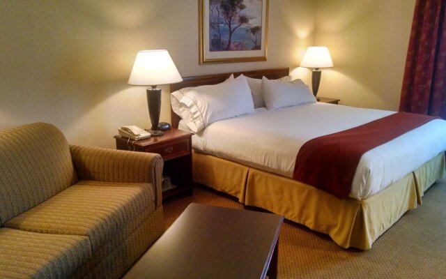 Holiday Inn Express Hotel & Suites Providence-Woonsocket, an IHG Hotel