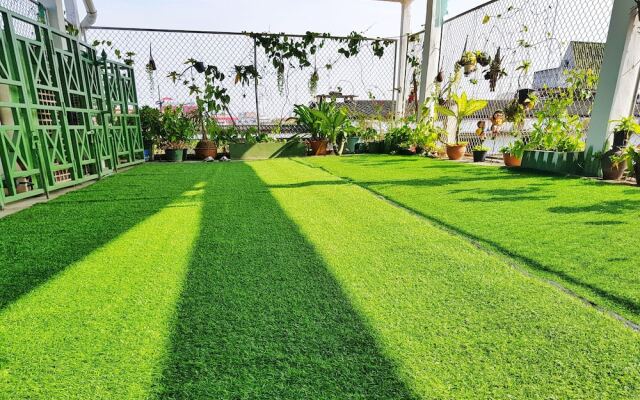 Green Box Hotel - Hostel