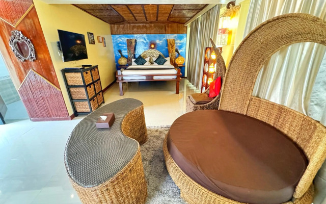 Golden Phoenix Hotel Boracay