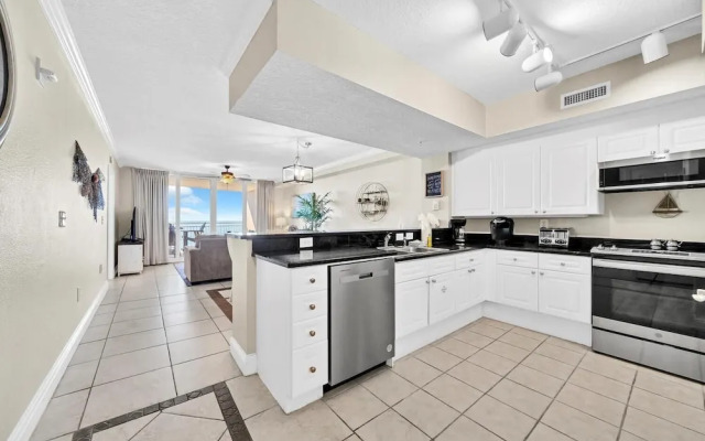Emerald Beach 225