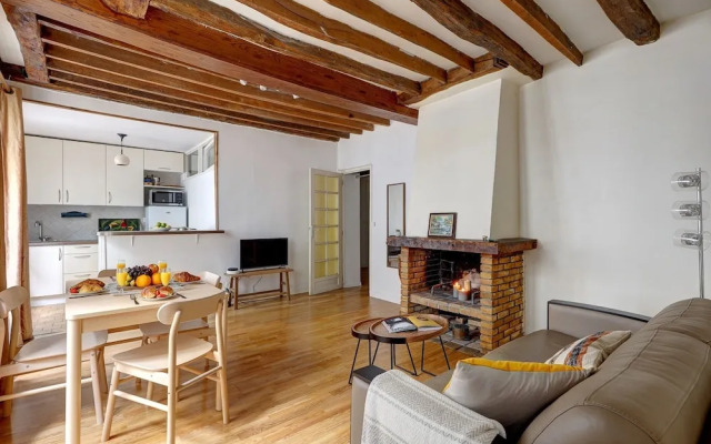 1BR Eiffel Tower & Rue Cler