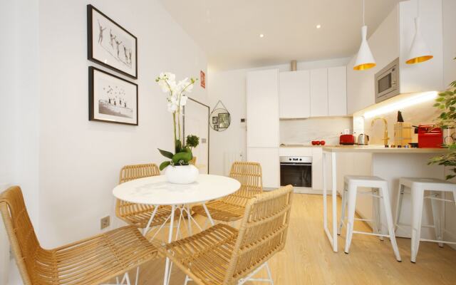 Principe Letras II by Madflats Collection