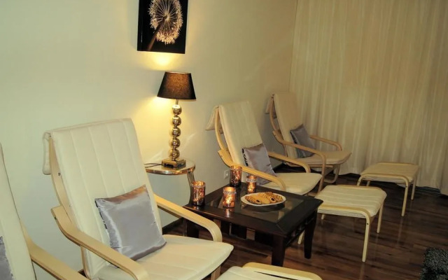 BEST WESTERN PLUS Business Faltom Hotel