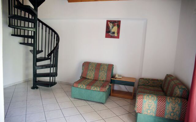 Oula maisonettes