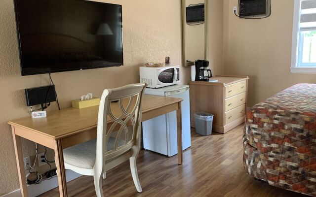 Greenview Motel and RV Park