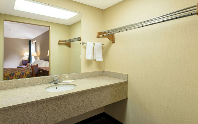 Knights Inn Elizabethtown