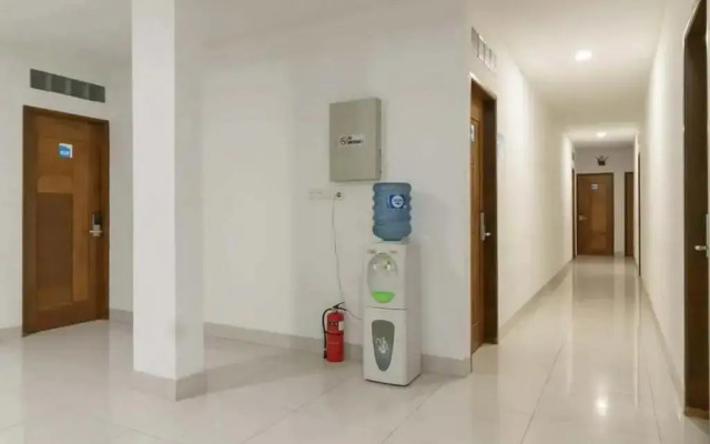 RedDoorz Plus @ Cemara Asri Medan
