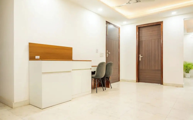 Housr 3 BHK Apartment Sector 45 Gurgaon