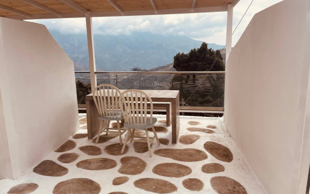 Travellers And Hikers Delight 2, Next To Sougia