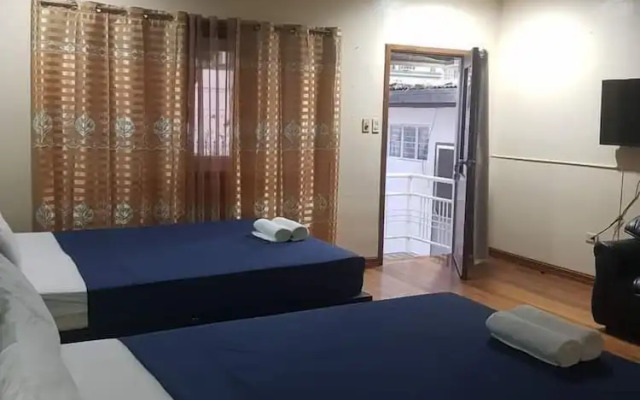 Platinum Hotel