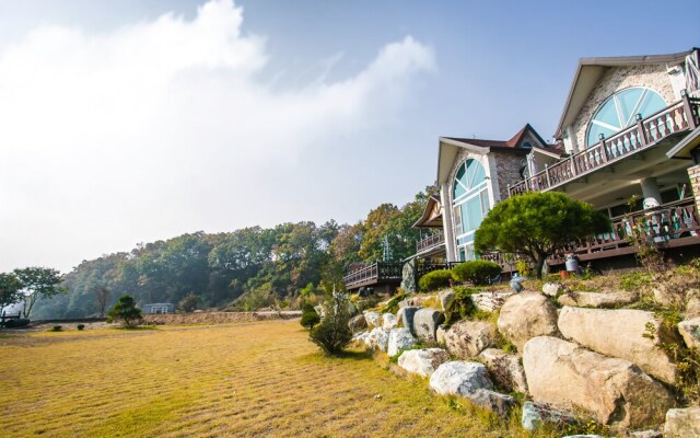Chungju Ganalum Pension