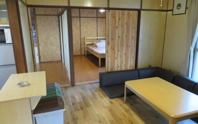 Mizu No Gakko – Guest Rooms – Shari