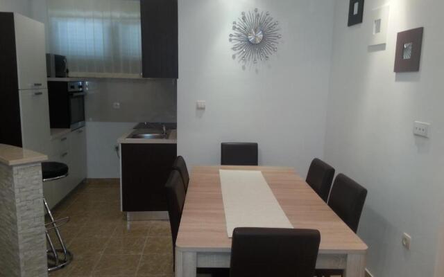 Apartments Intiv