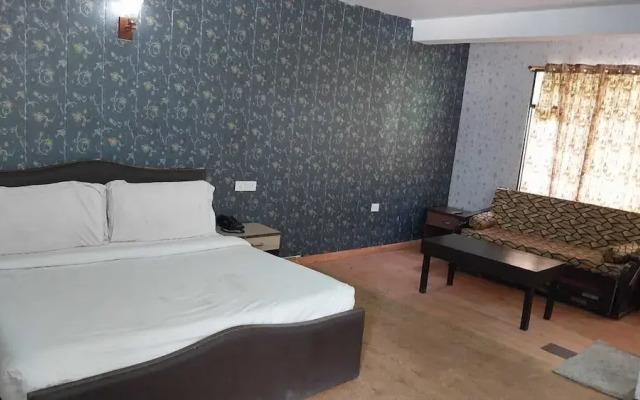 Hotel Royal Grand - Manali