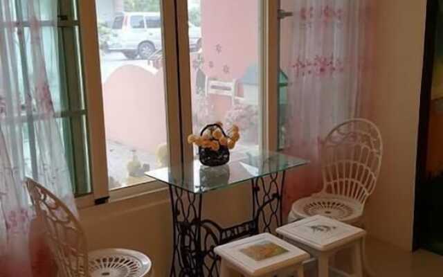 Rose Castle Hostel
