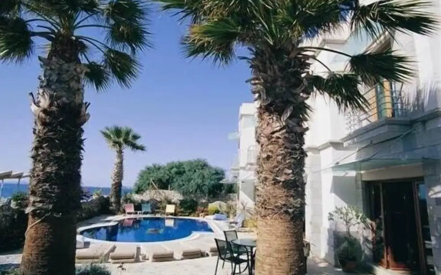 Maira Beach