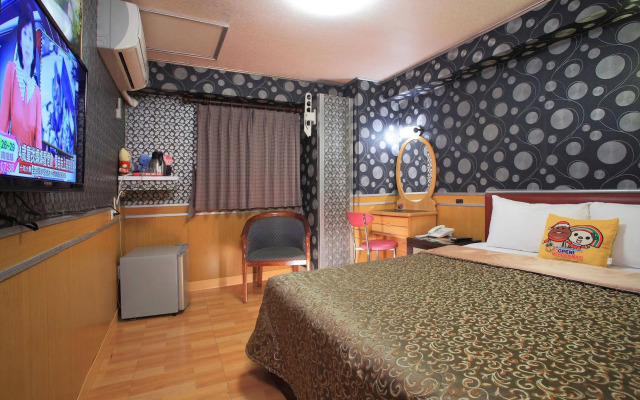 Michi Hotel
