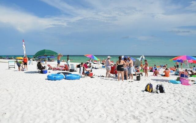 The Crown 3 Bedrooms 3 Bathrooms Condo