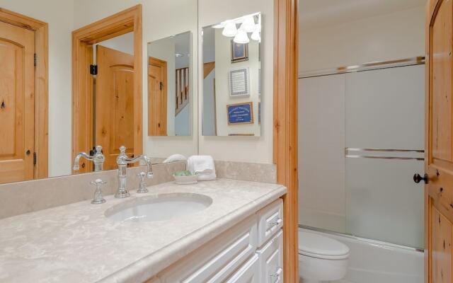 Ridge Condominiums 2685 by RedAwning