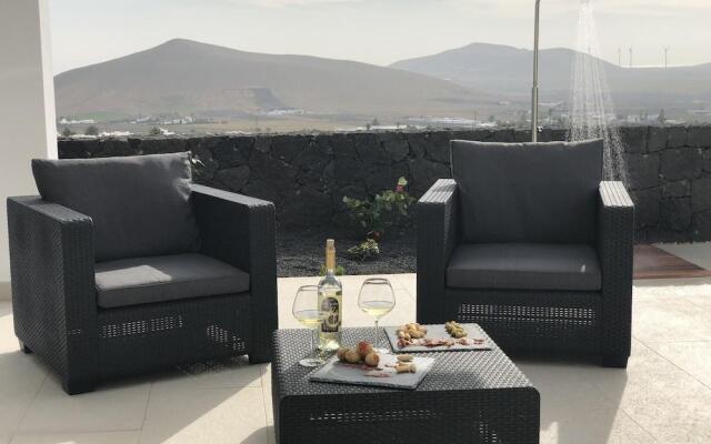 Canaryislandshost l Infinity views village - Heated Pool