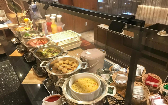 CYPRESS HOTEL Nagoya-eki Mae