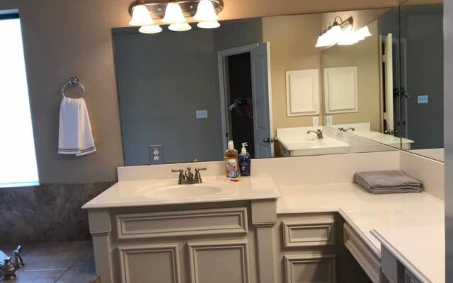Entire Premium Spacious Luxury Home