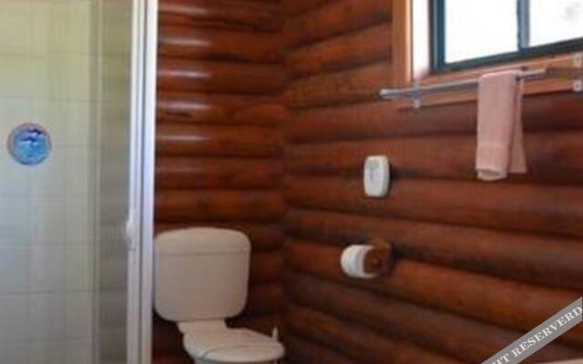 Western Ki Caravan Park Cabins