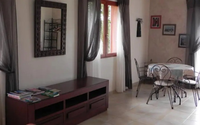 Chambres dhotes les Coteaux dUzos