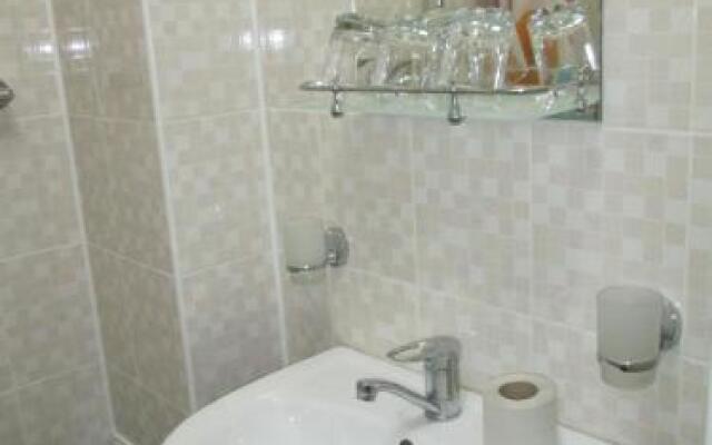 Ozet Guest House