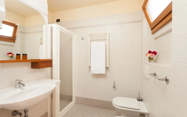 Villa Isabella Hotel & Residence