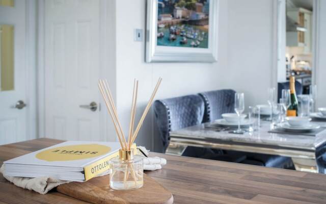 1 Manor Lodge - 3 Bedroom Lodge - Pendine