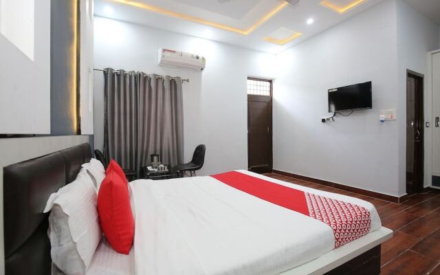 Oyo 42991 Mehra Dhaba