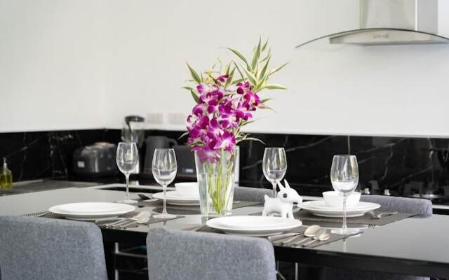 Bougain Villas Salad Beach